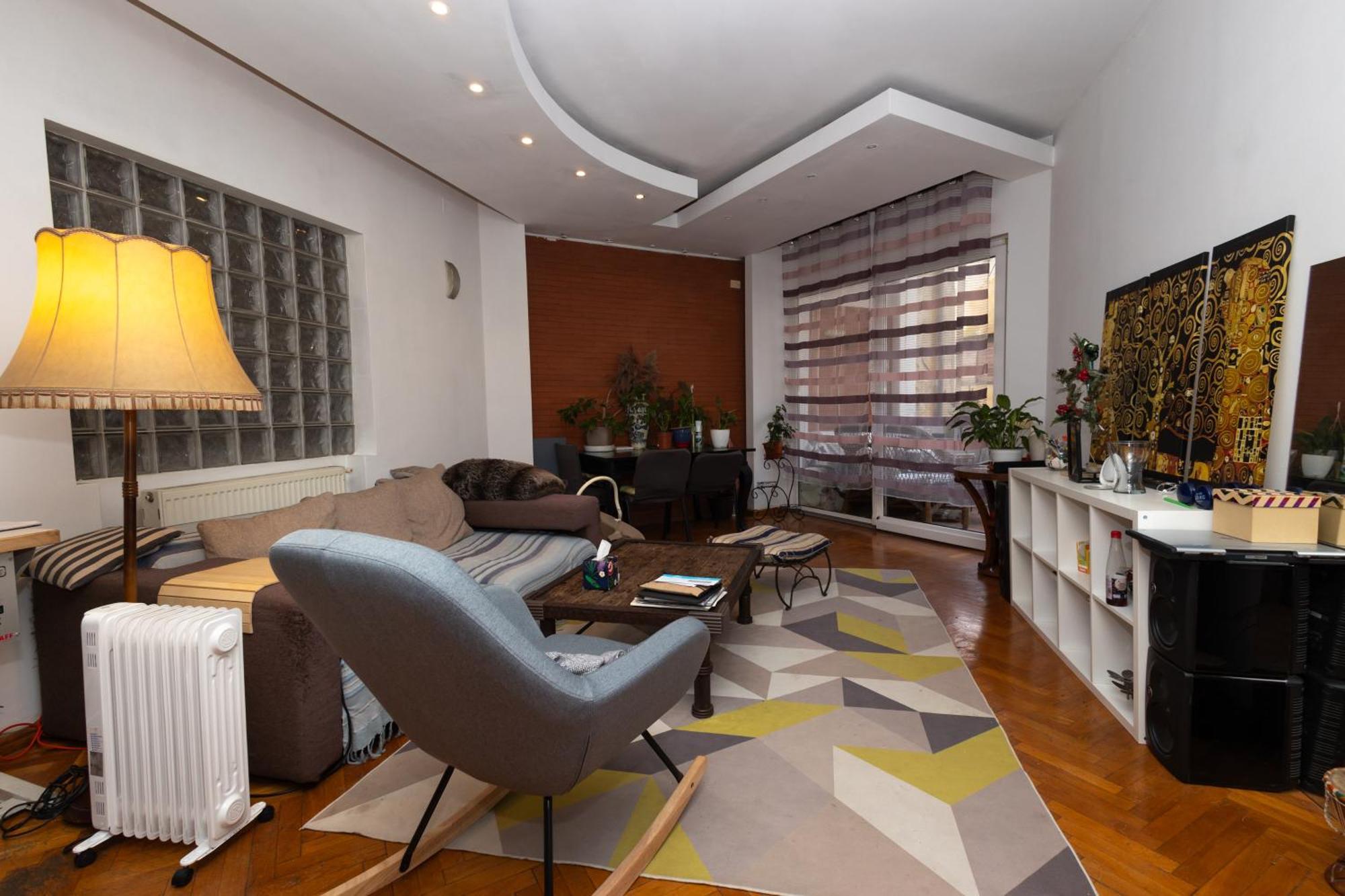 Shared Retro Vintage Luxury Apartment Bucharest Exterior photo